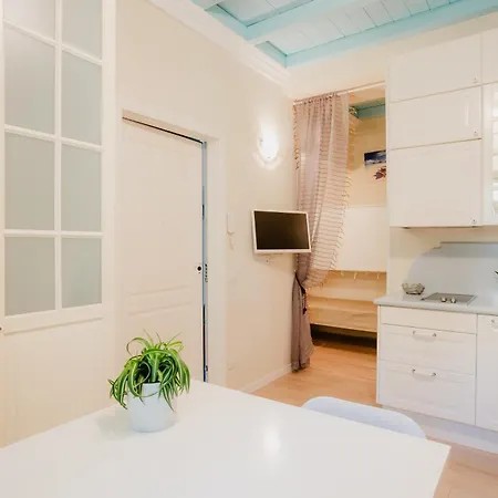55 Apartment *